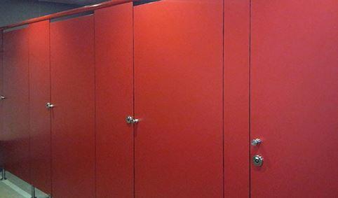 Cabine vestiaire Orcea - Compact stratifié HPL 13mm - Résistance mécanique et entretien facilité_0