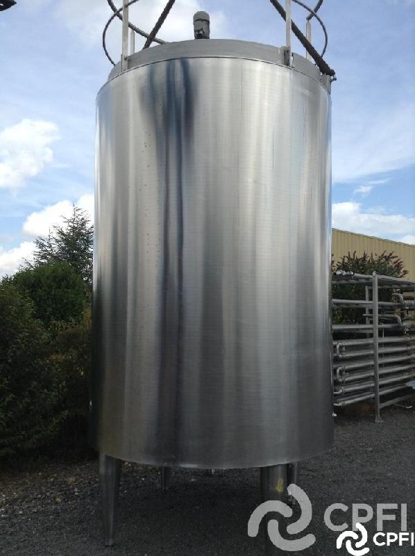 Cuve isolée Pierre Guérin - 8000 L - Inox - Agitation décalée - Garde corps - Trou d'homme étanche_0