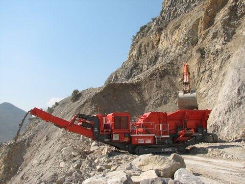 Concasseur à percussion Terex® Finlay I-130 - Percuteur Cedarapids 1313 - Applications carrières, mines, recyclage et démolition_0