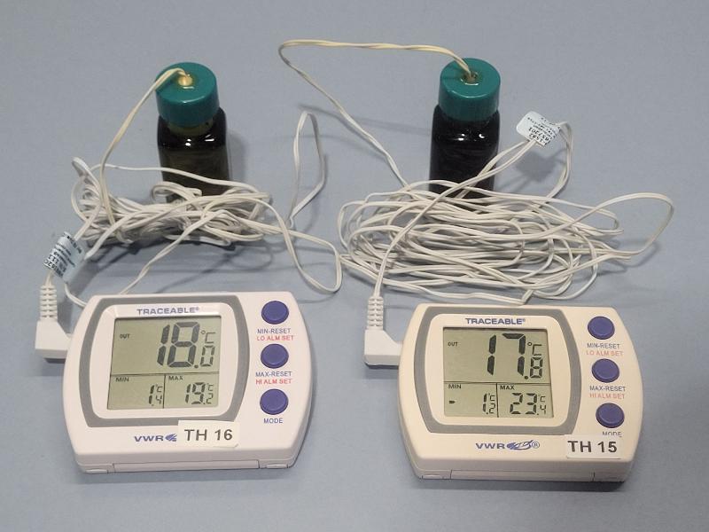 Lot de 2 thermomètres traçables pour réfrigérateur/congélateur Plus VWR 12777-838_0