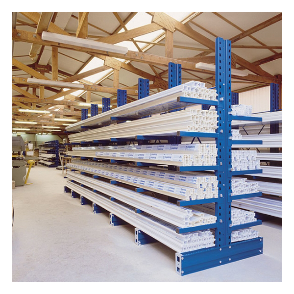 Rayonnage cantilever conçu pour le stockage manuel de produits longs de 3000 à 6000 mm - PROFILBAR_0
