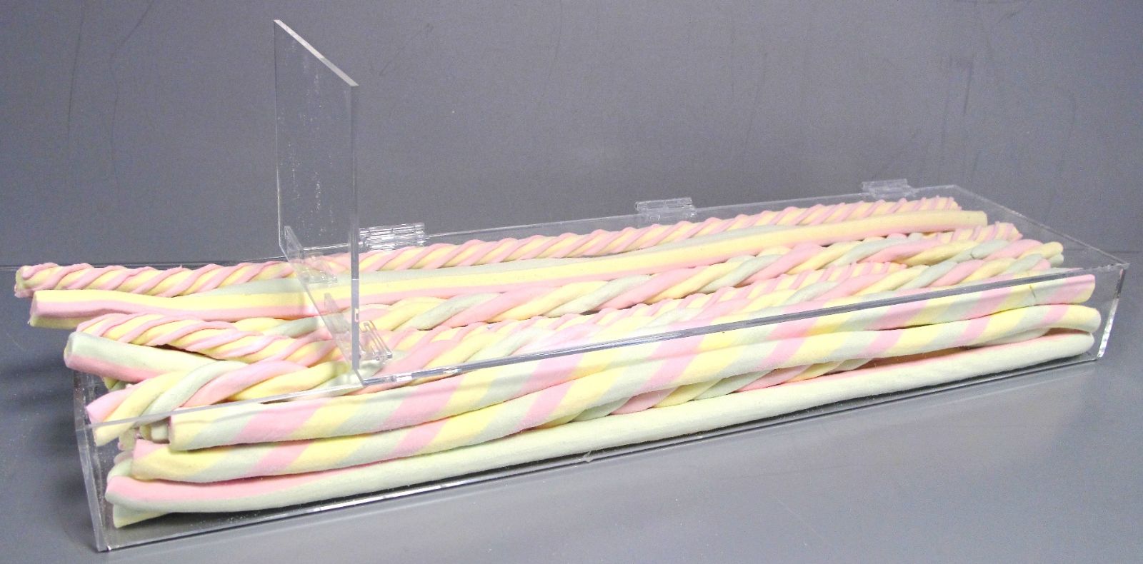 Rayonnages, présentoirs boulangerie friandise  bac a guimauves_0