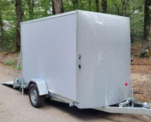 Fourgon 260x155x177 - 1 essieu - bois antidérapant - 1350 kg PTC freiné_0