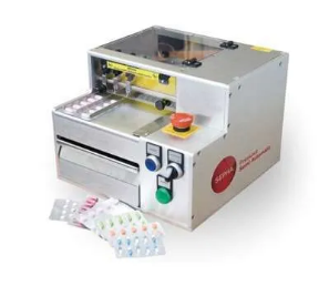 Déblistéreuse semi-automatique dédiée aux petits/moyens lots de blisters - Jusqu'à 30 blisters/min - PressOut SemiAuto_0