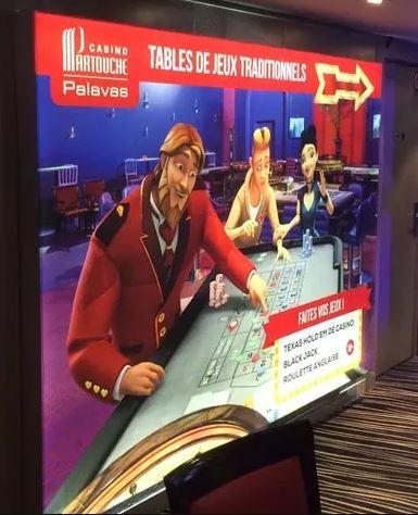 Totem publicitaire LED Newdisplay - Caisson lumineux démontable, transportable et sur mesure_0
