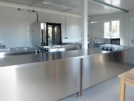 Base vie en construction modulaire - bungalows personnalisables avec isolation RE 2020_1