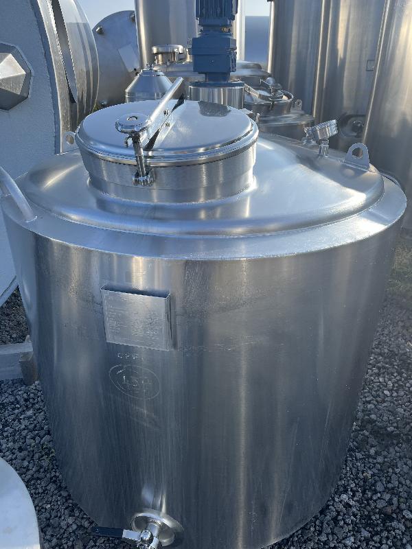 Cuve ETA 1000 L - CUV457 - Inox 304 L - 2011 - Agitation Tri-pâle_0