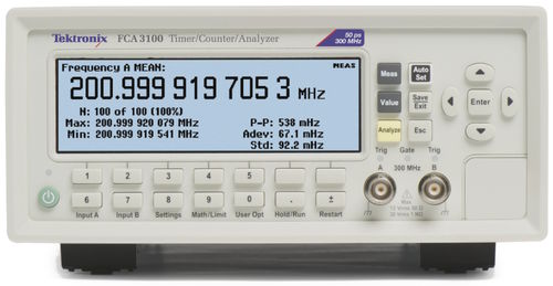 COMPTEUR/FRÉQUENCEMÈTRE 0.001HZ-300MHZ, 12 DIGITS/S, 50PS, HISTOGRAMMES, STATS, TOTAL