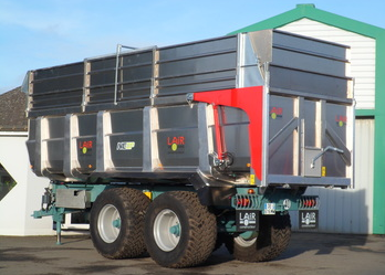 Benne agricole - modèle 32T - monocoque avec rehausses aluminium et équipements de confort_0