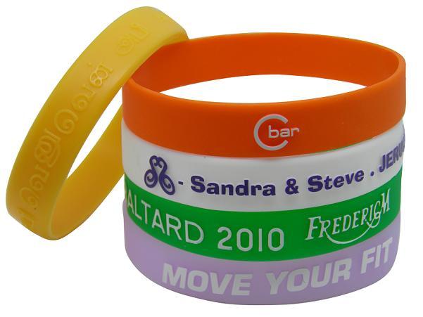 Bracelet silicone - personnalisable avec inscriptions ou logo en relief - 100% silicone_0