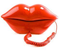 GADGETS - TELEPHONE RED LIPS                                                                                                                                                                             + MINI ASPIRATEUR : HENRY L'ASPIRATEUR