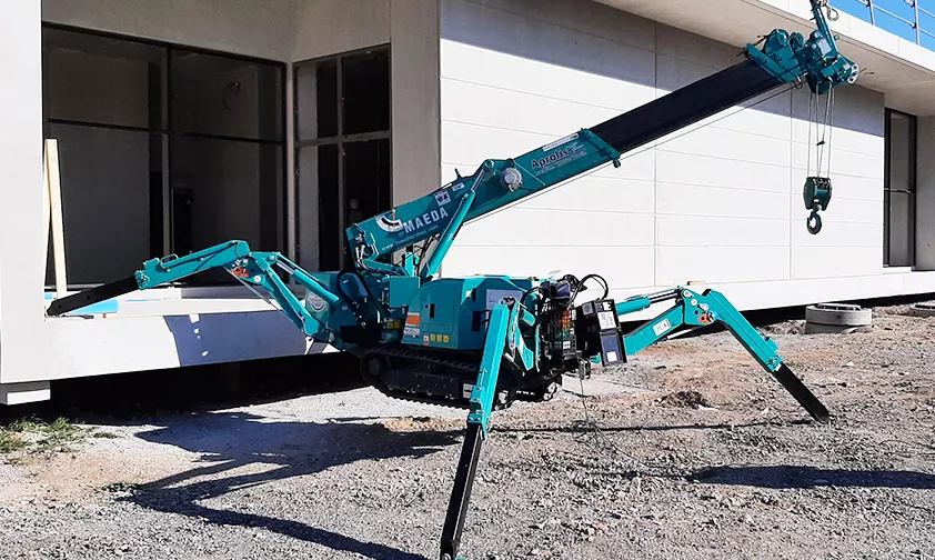 Location mini-grue Diesel ou électrique - Capacité de levage 2,82 t x 1,4 m - Maeda MC285_0