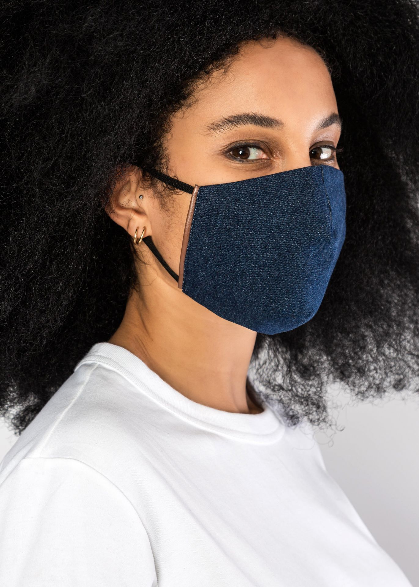 Masque barrière en denim avec détails simili-cuir ou cuir_0