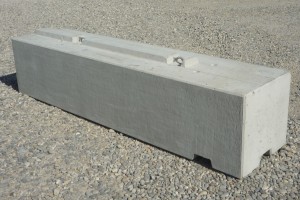 Bloc béton empilable MB SUPER 255 KN - 2000kg - L2550 x l600 x H550 mm - Parfait pour assemblages d'angle_0