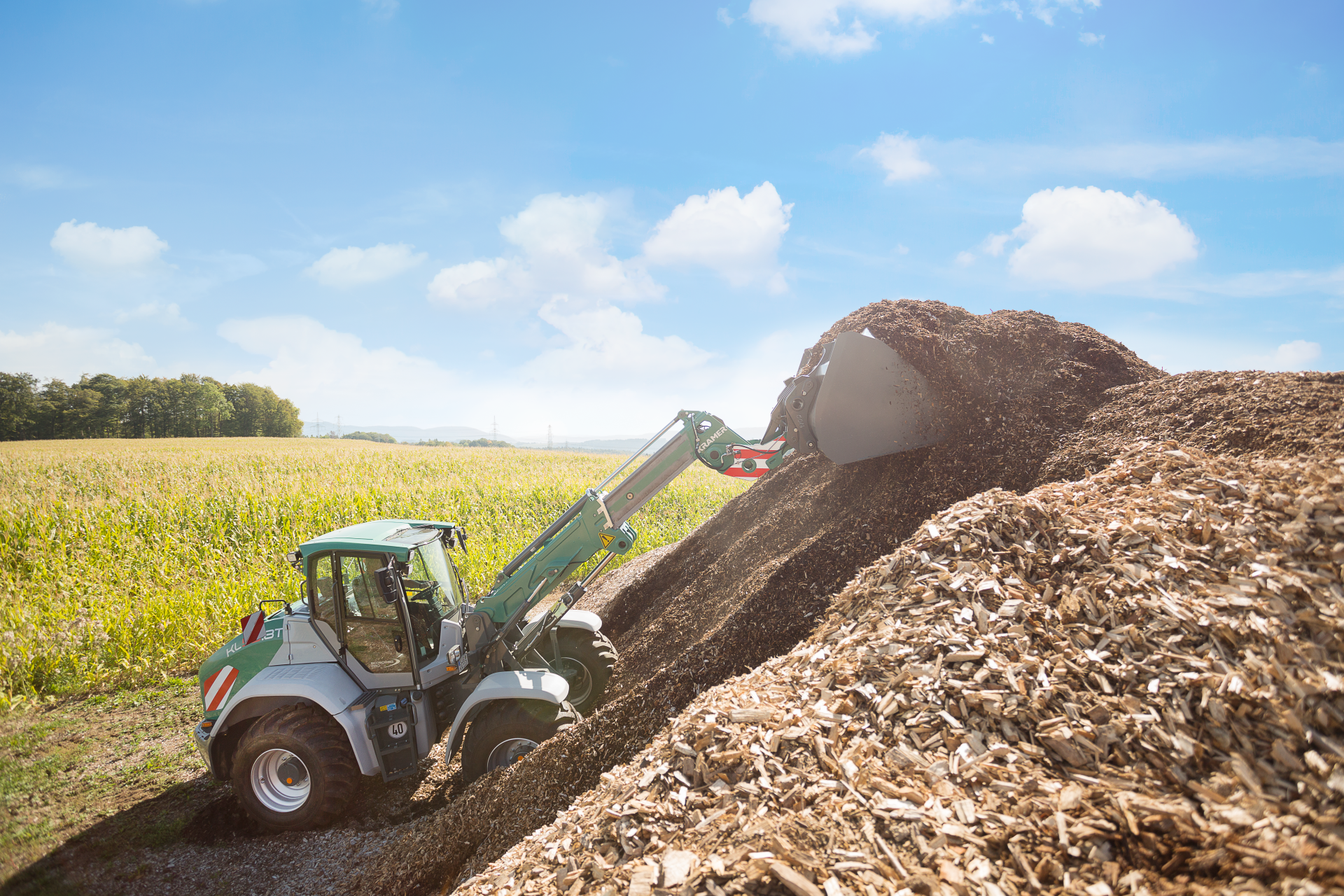 Chargeuse télescopique pour  le chargement de tout type de machines agricoles - kramer KL55.8T_0