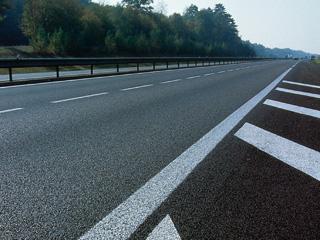 Béton bitumineux drainant - Drainovia par Eurovia pour couche de roulement_0