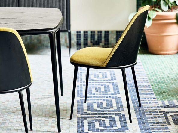 Lot de 2 chaises Lea assises tapissées dos bois pieds métalliques noirs_0