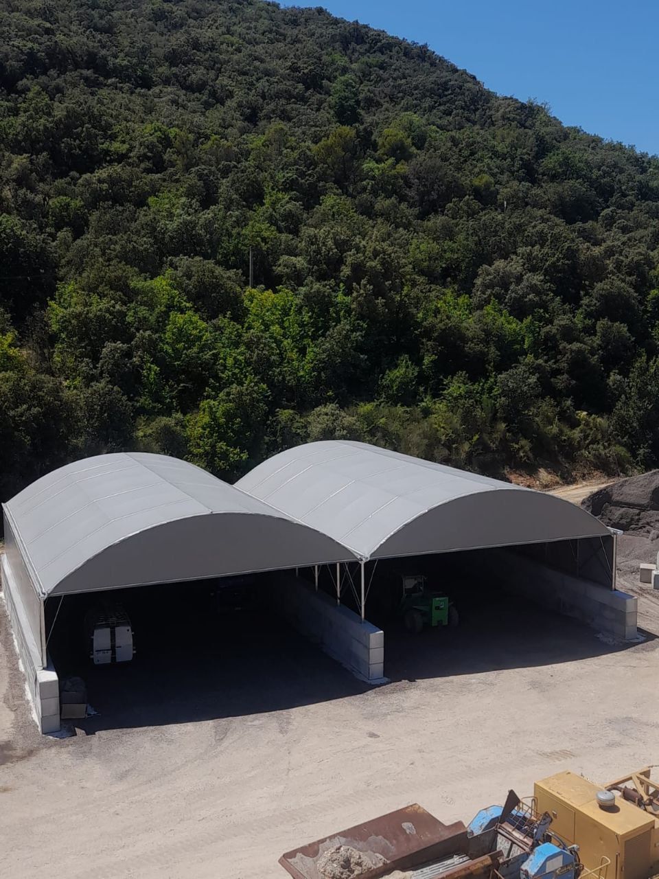 Tunnel de stockage à pieds droit Abristhor - 6m, 8m, 10m, 12m ou 14m_1