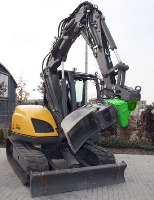 Système d'inclinaison pour pelles de 2 à 35 tonnes