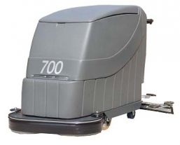Autolaveuse autotractée RUGBY 700 - à batteries pour surfaces de 1500 à 3000m² - largeur de nettoyage 700 mm_0