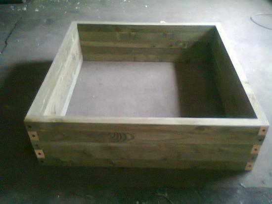 Bac en bois carré 432 litres - dimensions sur mesure - bois de forêt Auvergnate_0