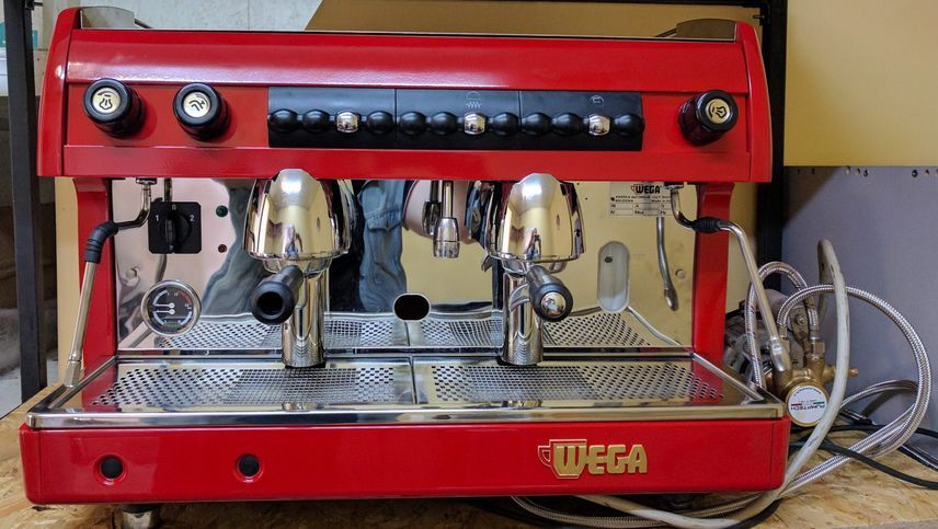 Machine à café expresso WEGA 2 groupes semi-automatique_0
