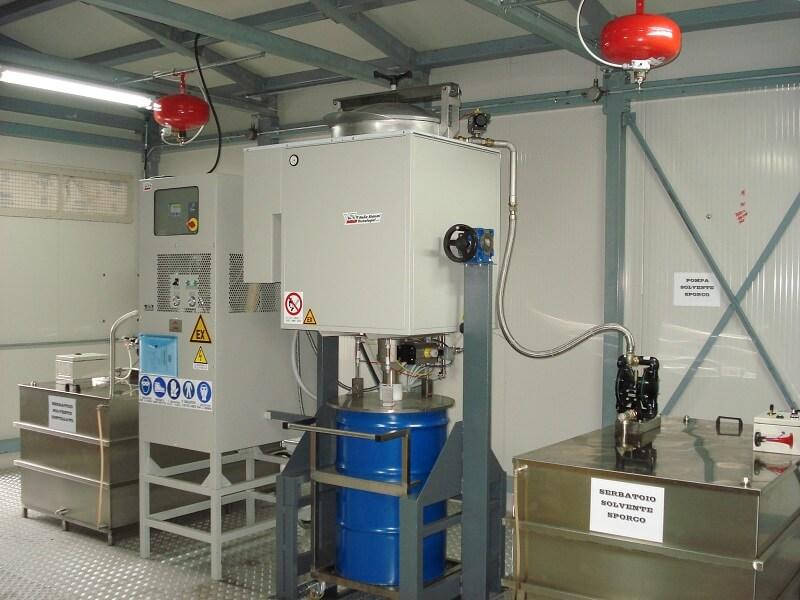 Recycleur de solvant ou eau IST - régénération automatique avec cuve à double paroi_0