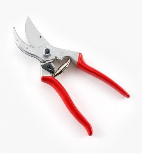 Sécateur Felco 4 pour droitiers - mains moyennes à grandes - coupe jusqu'à 2.5 cm_0