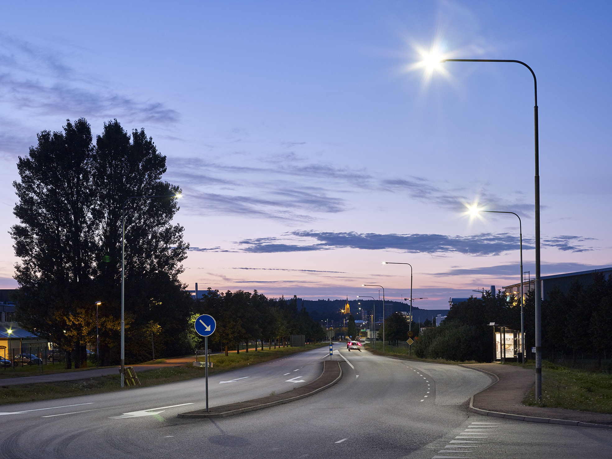 Luminaire d'éclairage public Evolume 1 740 CLO - LED 96W - 10300 lm - Aluminium - Hauteur conseillée 8m_1