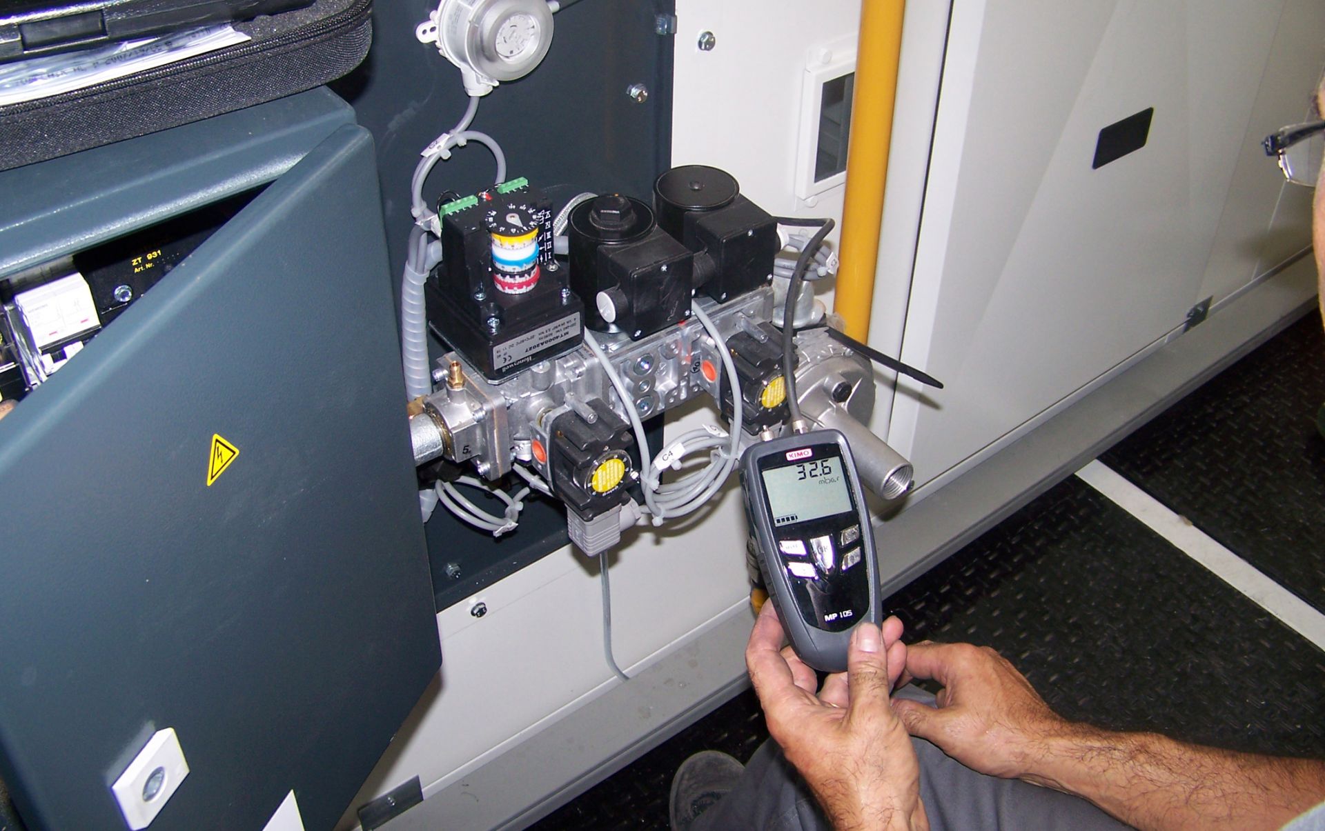 Maintenance de cabines de peinture - Contrats, assistance technique et pièces détachées - OMIA_1