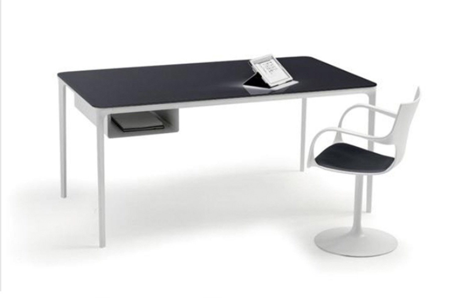 Sovet - Bureau droit Slim design Matthias Demacker - 140 cm - Structure aluminium et plateau personnalisable_0