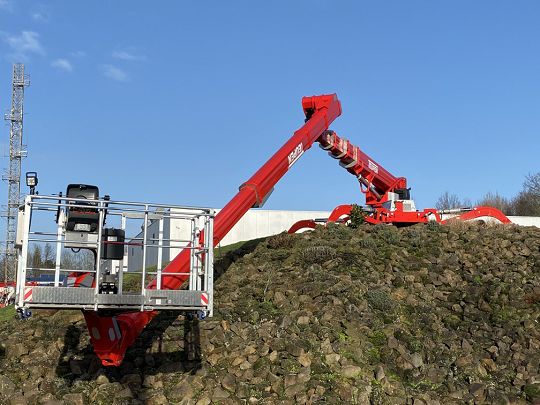 Nacelle araignée avec panier rotatif et une hauteur de travail de 34m - LEO34GTPLUS_0