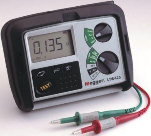 MESUREUR DE BOUCLE LTW425 50-440V À 2 FILS CAT IV 300V  MESURE FRÉQUENCE  COUVERCLE R - MEGLTW425-EU-SC