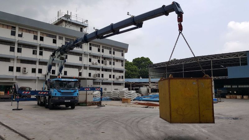 Grue auxiliaire Serie 150000 e hp - E8F308 - Cormach - Pression 310 bar - Moment statique max. 143400 daN/m_0