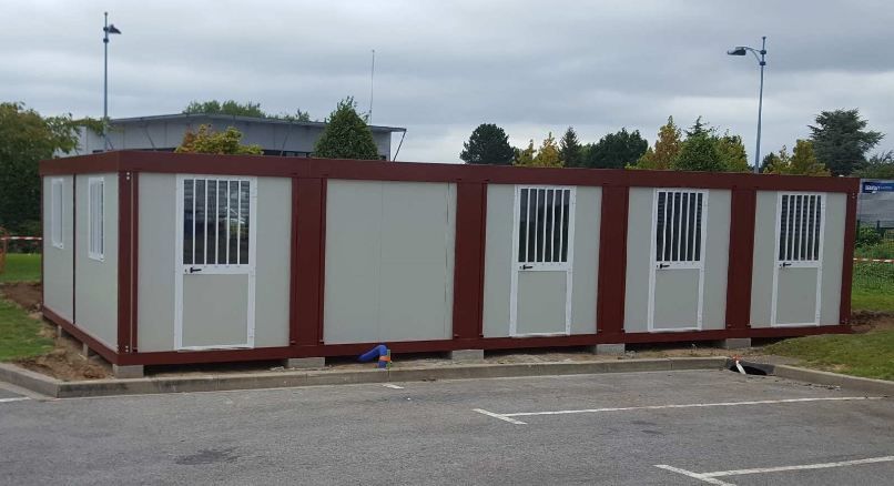 Bureau modulaire - 5 modules pour réunion avec chauffage et climatisation - Dimensions L.6.09m x l.12.10m - Surface 75m²_0