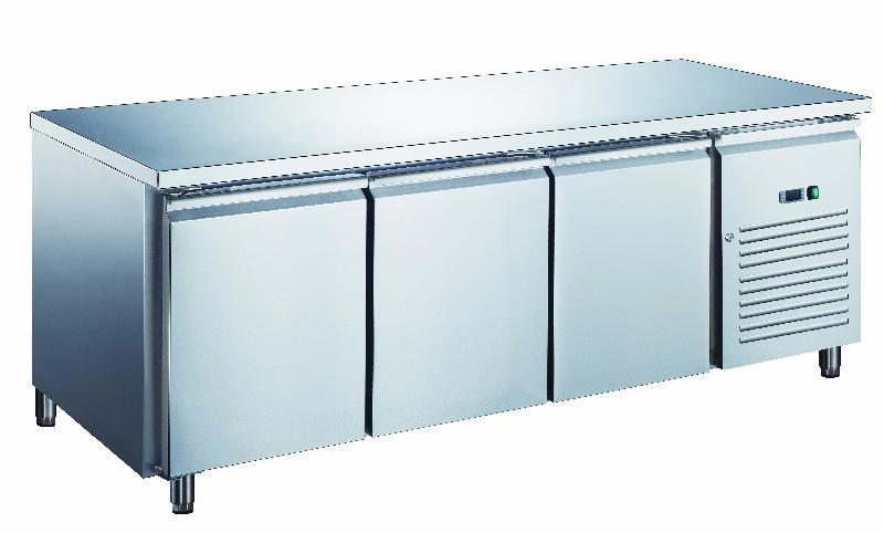 Table réfrigérée sans dosseret inox positive avec évaporateur ventilé 3 portes 580 litres - PA3101X_0