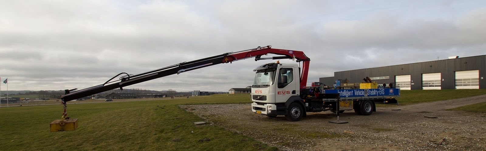 1220K-RC Grue auxiliaire - HMF - Double maxi-couple, portée hydraulique de 6.1 à 15 m_0