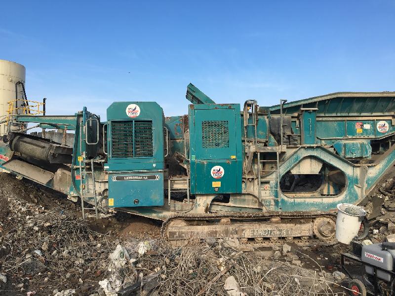 Concasseur à mâchoires Powerscreen Metrotrak HA - 30 tonnes - Année 2012 - 3500 heures_0