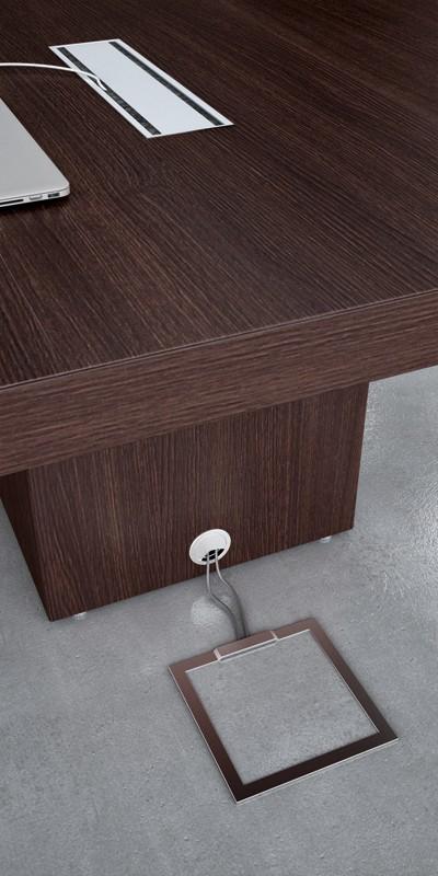 Table de réunion carrée T45 - Officity - Noyer canaletto_0