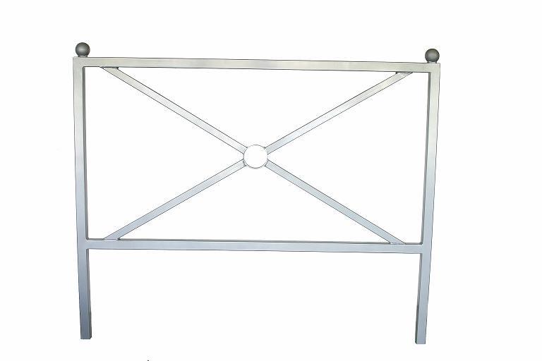 Barrière urbaine COULOURS - 1 m ou 1,5 m - Fabrication élégante en tube avec boules décoratives_0