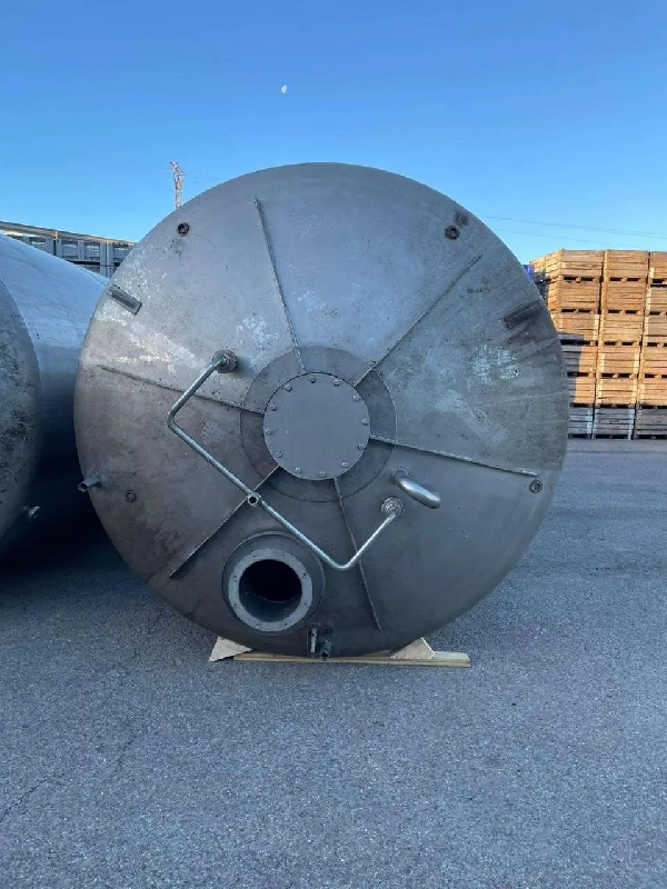 Réservoir en acier inoxydable d'occasion 30 000 litres_104 - référence : e7302_0