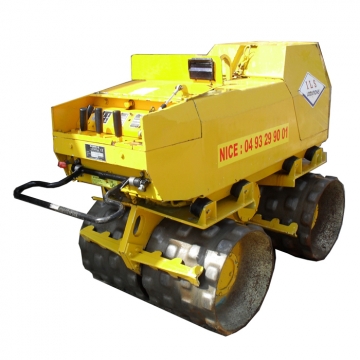Rouleau pied de mouton 1T5 - Compactage adapté aux sols cohérents et tranchées difficiles d'accès_0