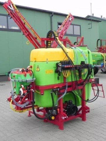 Pulvérisateur porté NC PR 1000L - 15m - repliage hydro - En occasion_0