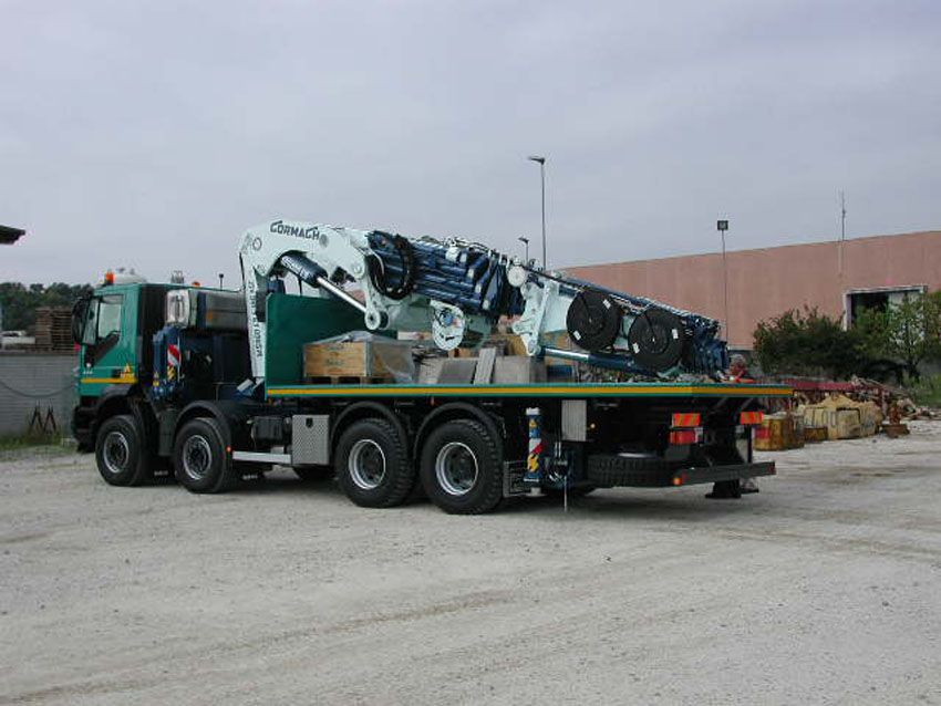 Série 135000 E ASC Plus - E9F184 - Grue auxiliaire Cormach - Pression 310 bar - Capacité 7700 kg - Longueur du bras hyd. 27540 mm_0
