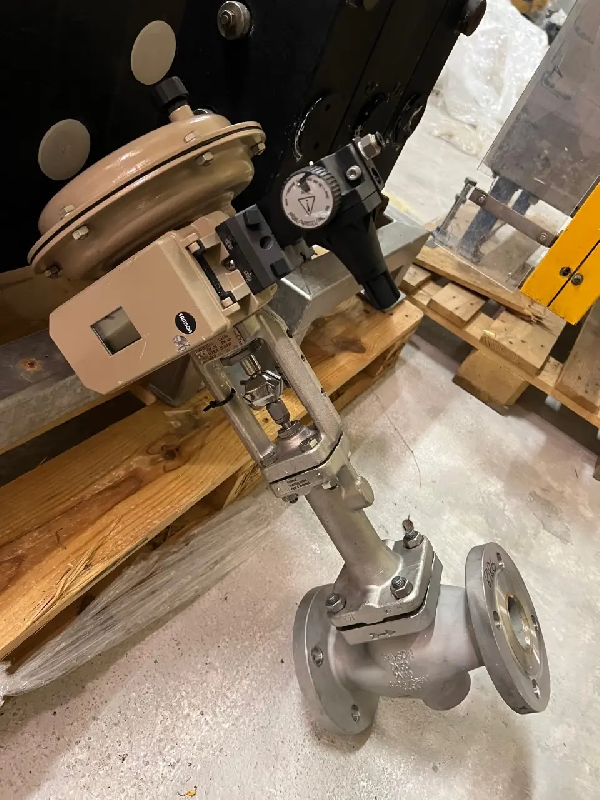 Électrovanne proportionnelle SAMSON 3243 DN50 PN40 ATEX inox 316 d'occasion - Référence : C8186_0