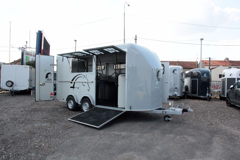 Van 4 places pour chevaux - Cheval Liberté Optimax 2 avec suspension Pullman 2 et plancher aluminium_0