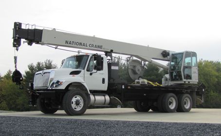 Camion grue 1300A Manitowoc - Charge maxi 27.2 t - Flèche 33.5 m - Hauteur 49.7 m_0