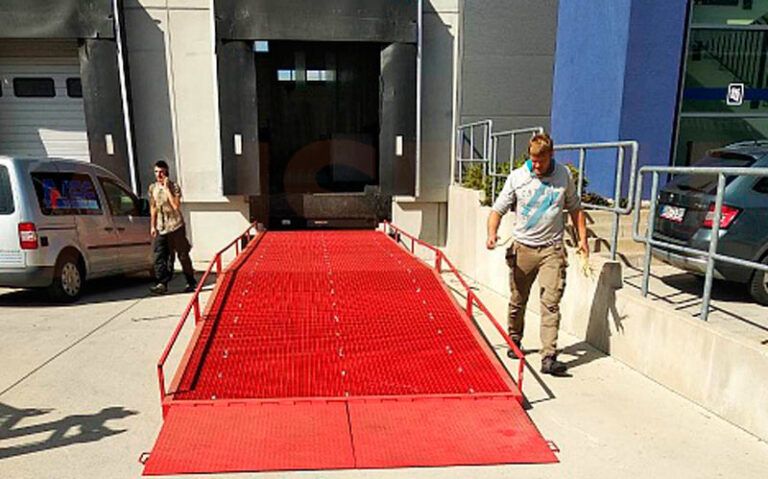 Ausbau-VR - Rampe de quai pour camionnettes - AV-EXIM - Charges 5000 à 8000 kg_0