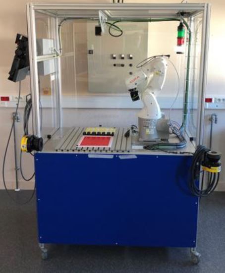 Cellule robotisée 6 axes KUKA - Vision industrielle avec KR4 R600, SmartPad et options pédagogiques_0