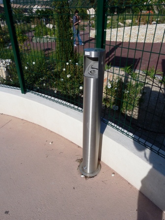 Cendrier d'extérieur  sur pied en inox xxl - capacité 12l_0